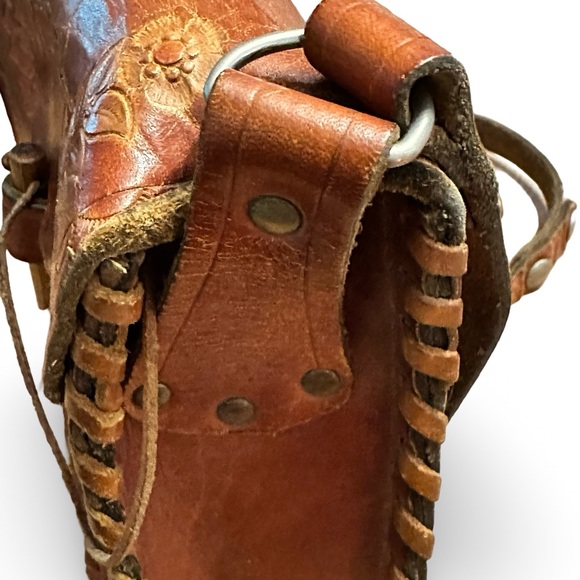 Vintage Tooled Leather Boho Shoulder Bag - Picture 8 of 13
